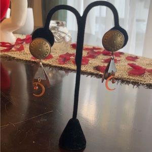 Vintage earrings from the 60s made with Brass and copper with moons